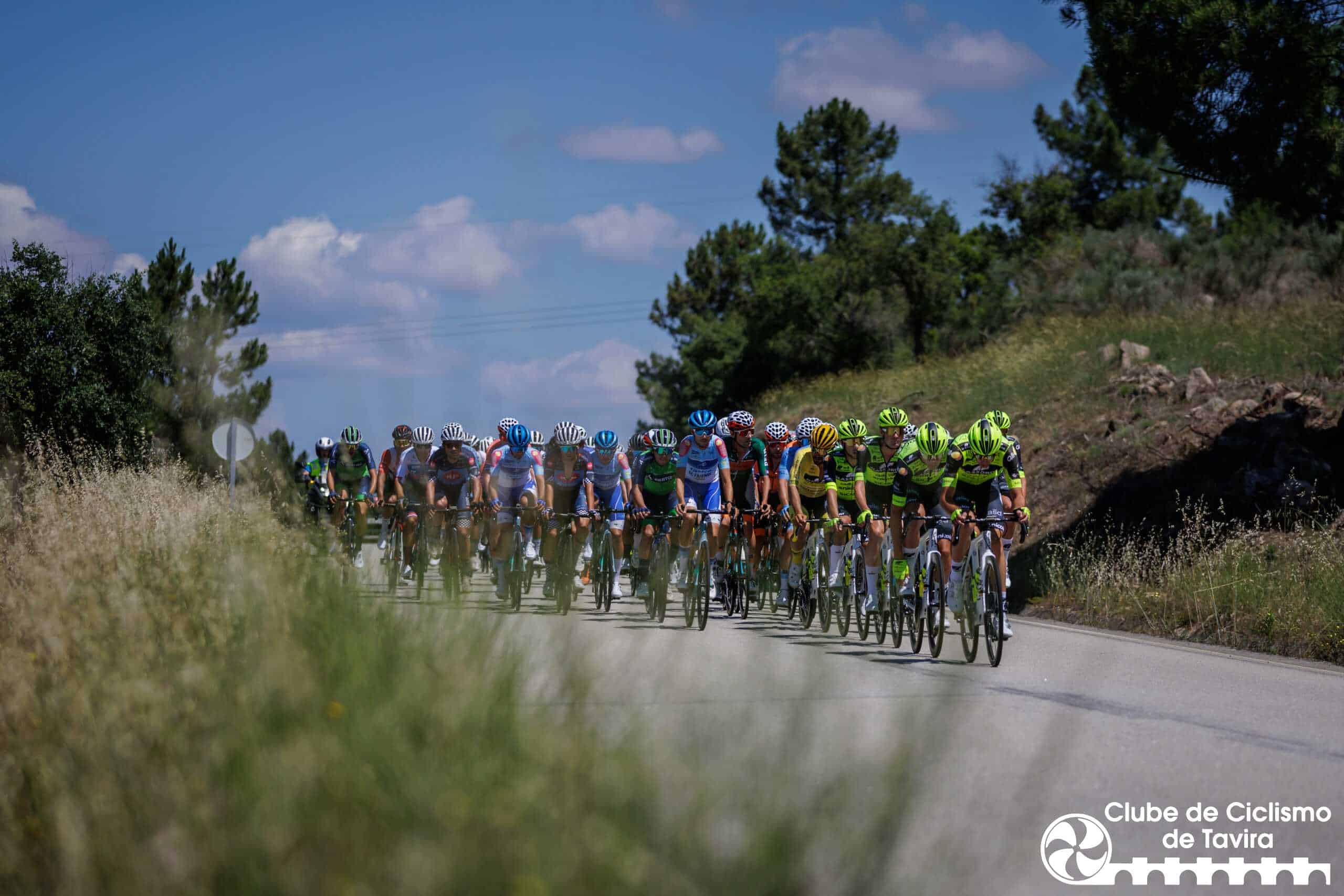 Tabuaço, 15/06/2023 - Decorreu hoje a 2ª etapa do 3º Grande Prémio de Ciclismo do Douro Internacional que percorreu estradas entre Tabuaço e Armamar.

(Miguel Pereira/Global Imagens)