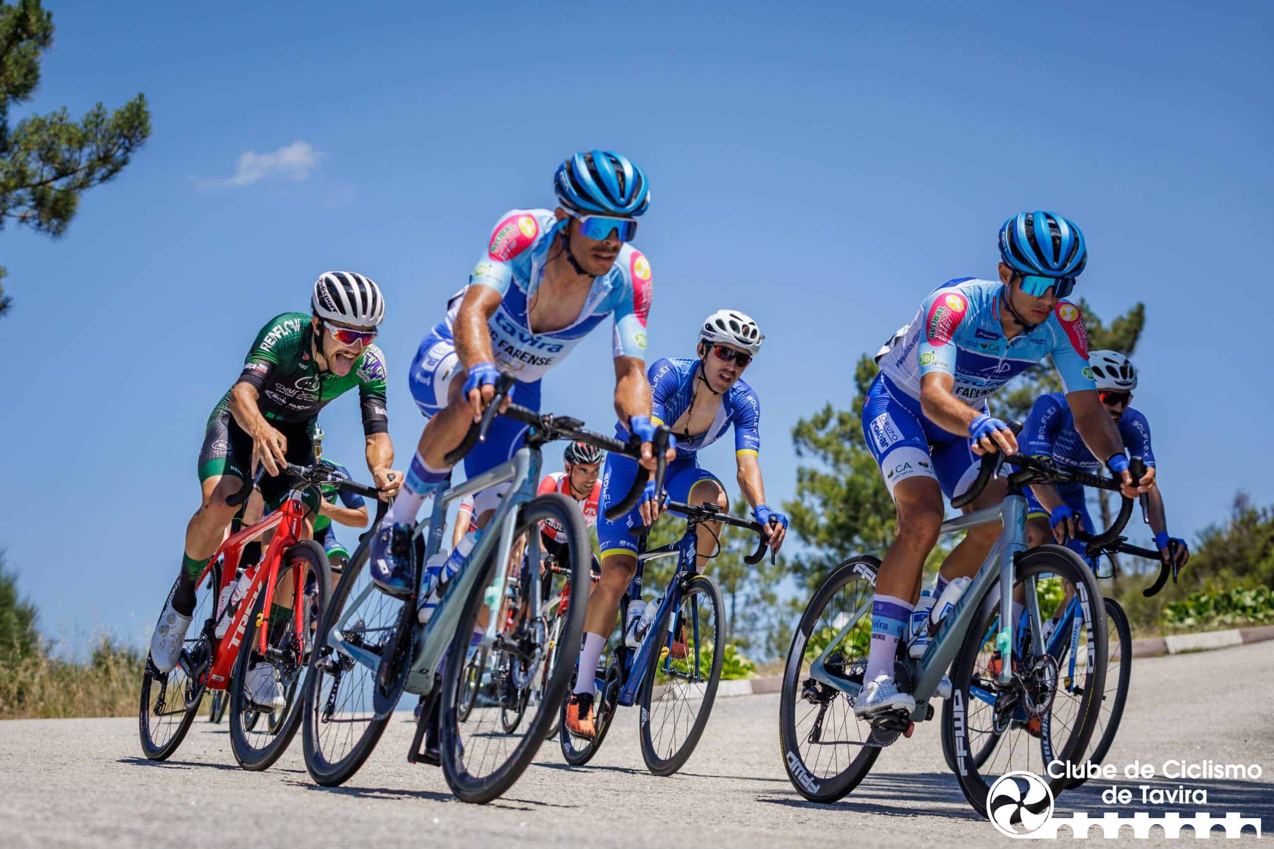 3 Grande Prémio do Douro: 2a etapa Tabuaço, 15/06/2023 - Decorreu hoje a 2ª etapa do 3º Grande Prémio de Ciclismo do Douro Internacional que percorreu estradas entre Tabuaço e Armamar.
(Miguel Pereira/Global Imagens)