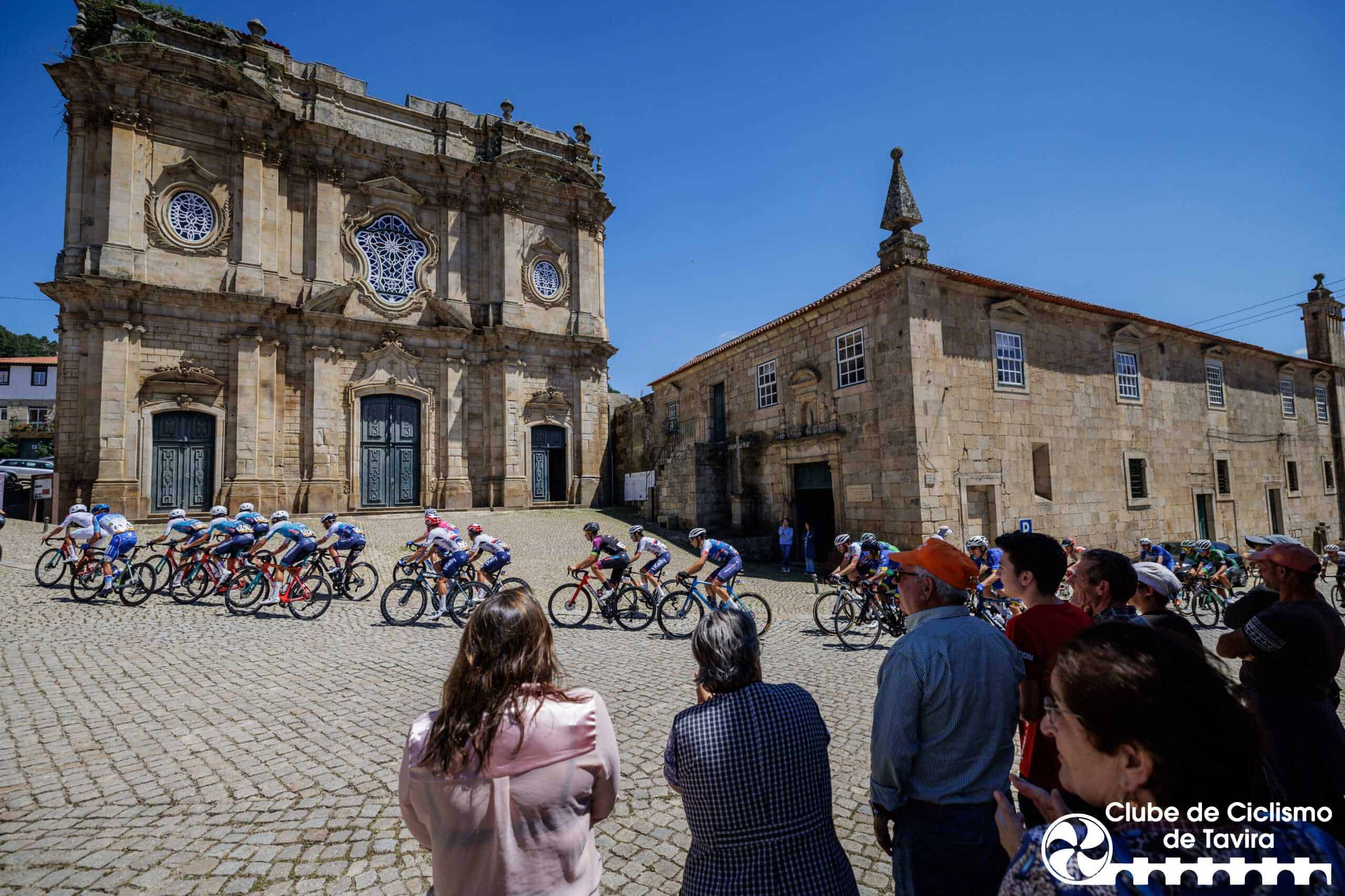 Tabuaço, 15/06/2023 - Decorreu hoje a 2ª etapa do 3º Grande Prémio de Ciclismo do Douro Internacional que percorreu estradas entre Tabuaço e Armamar.(Miguel Pereira/Global Imagens)