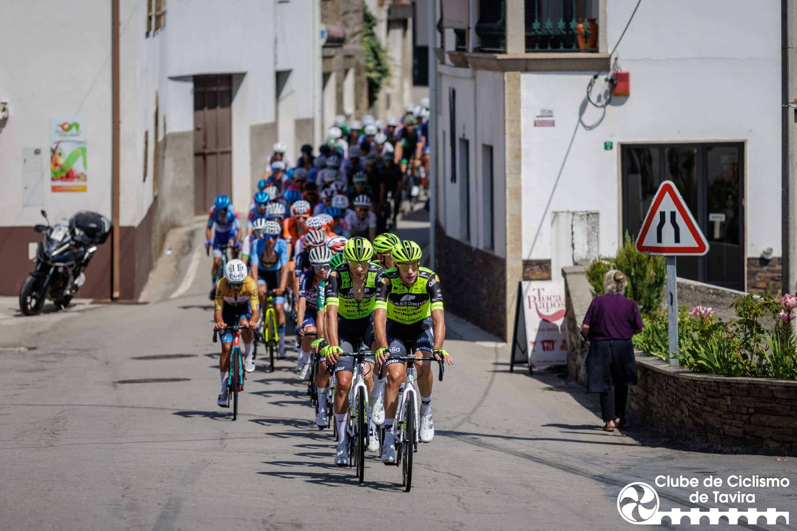 Alijó, 16/06/2023 - Decorreu hoje a 3ª etapa do 3º Grande Prémio de Ciclismo do Douro Internacional que percorreu estradas entre Pinhão e Alijó.(Miguel Pereira/Global Imagens)