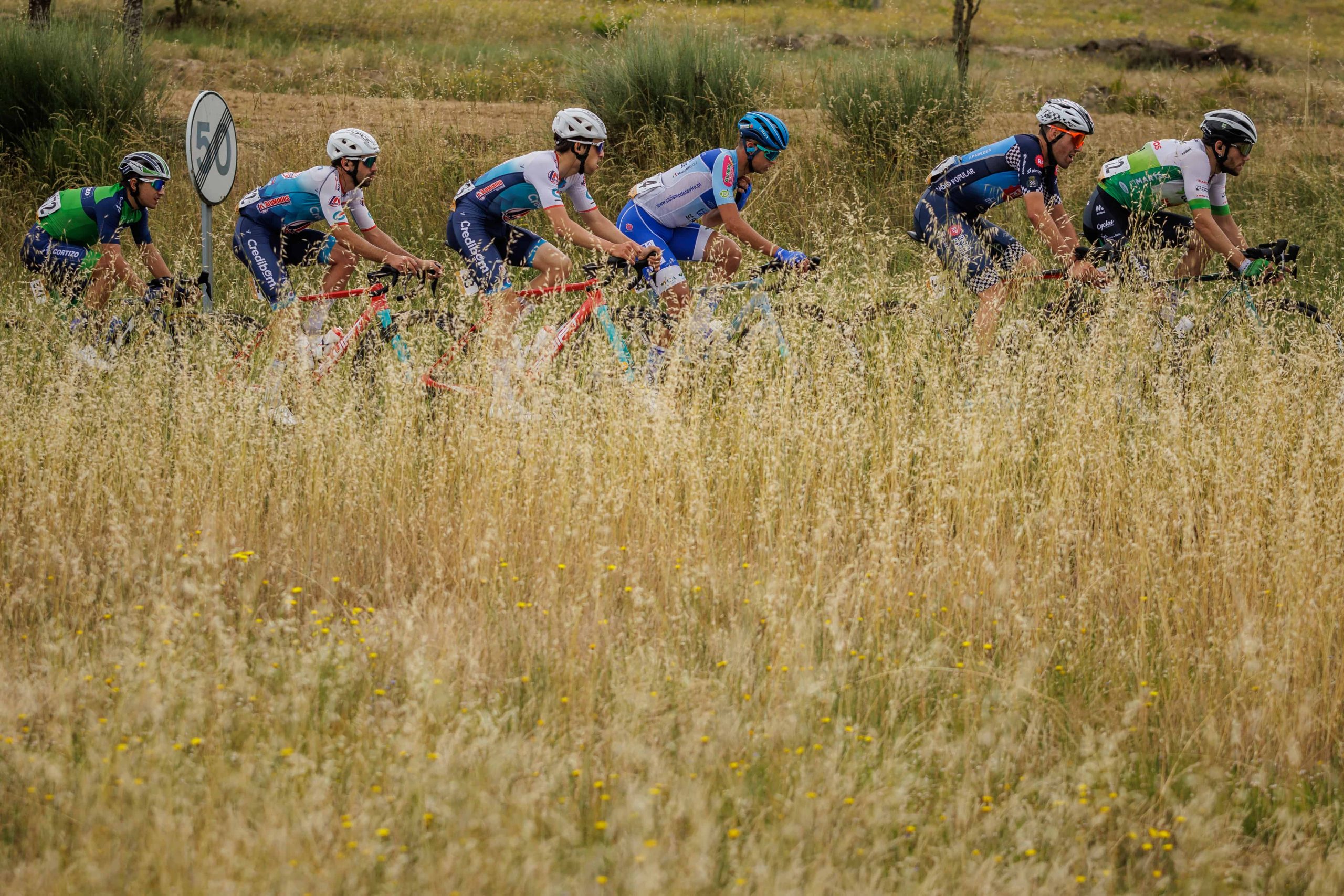 3 Grande Prémio do Douro: 5a etapa Lamego, 18/06/2023 - Decorreu hoje a 5ª etapa do 3º Grande Prémio de Ciclismo do Douro Internacional que percorreu estradas de Lamego.
(Miguel Pereira/Global Imagens)